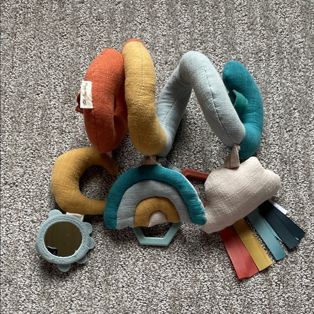 Itzy Ritzy Spiral Car Seat & Stroller Activity Toy